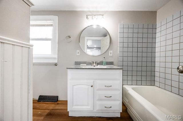 319 W Dee Street, Lebanon, IL 62254