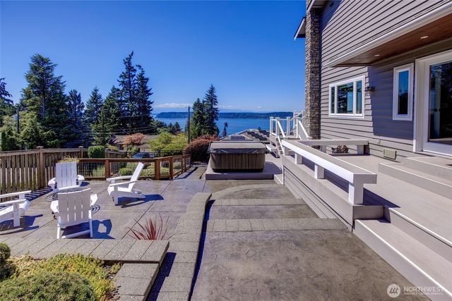 8601 54th Place W, Mukilteo, WA 98275
