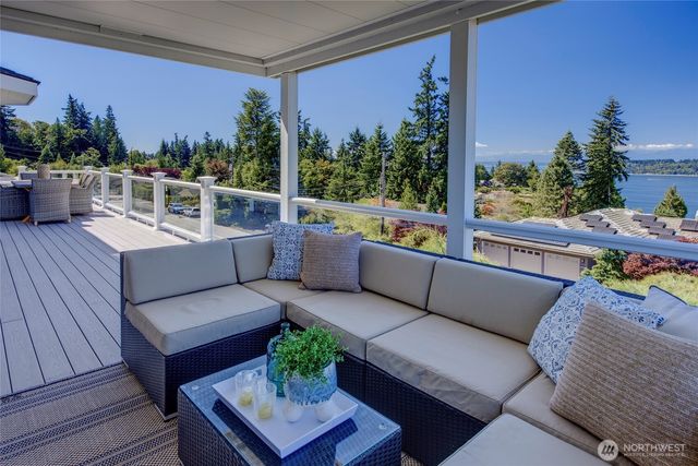 8601 54th Place W, Mukilteo, WA 98275