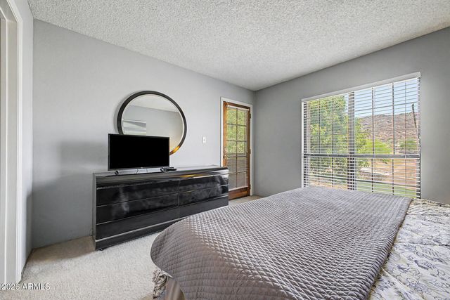 10410 N CAVE CREEK Road 2210, Phoenix, AZ 85020