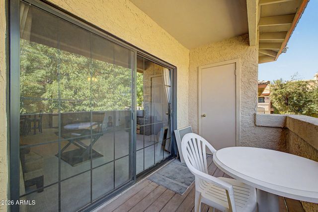 10410 N CAVE CREEK Road 2210, Phoenix, AZ 85020