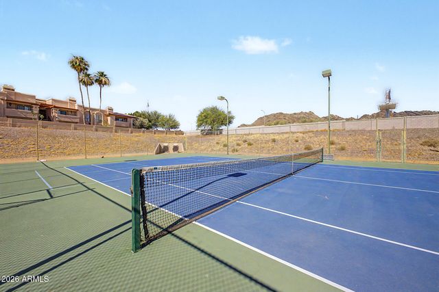 10410 N CAVE CREEK Road 2210, Phoenix, AZ 85020