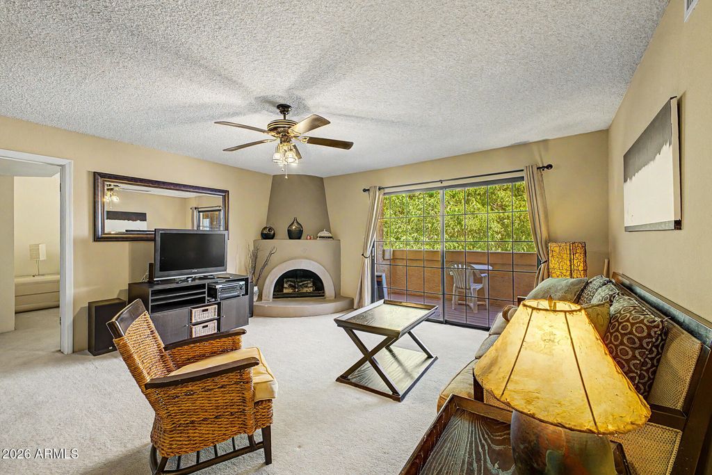 10410 N CAVE CREEK Road 2210, Phoenix, AZ 85020