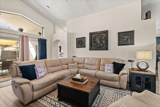 104 SUNNY OAK TRAIL, Kissimmee, FL 34746