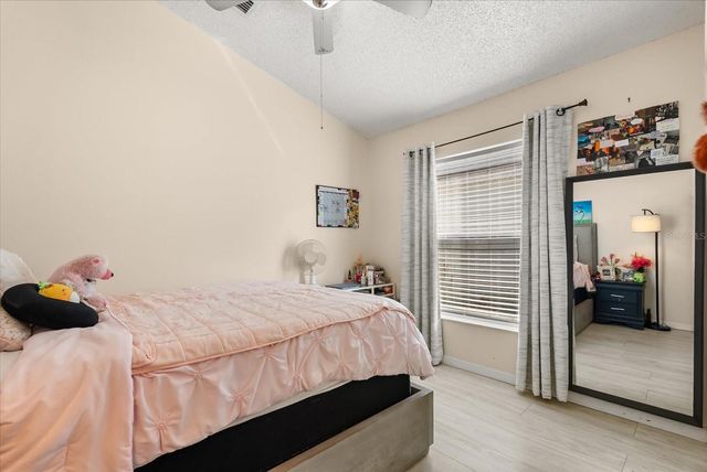 104 SUNNY OAK TRAIL, Kissimmee, FL 34746