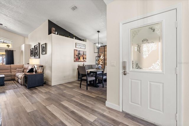 104 SUNNY OAK TRAIL, Kissimmee, FL 34746