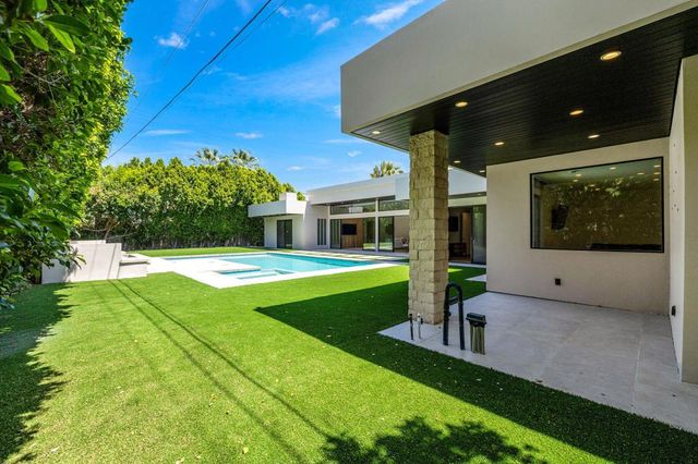 473 N Burton Way, Palm Springs, CA 92262