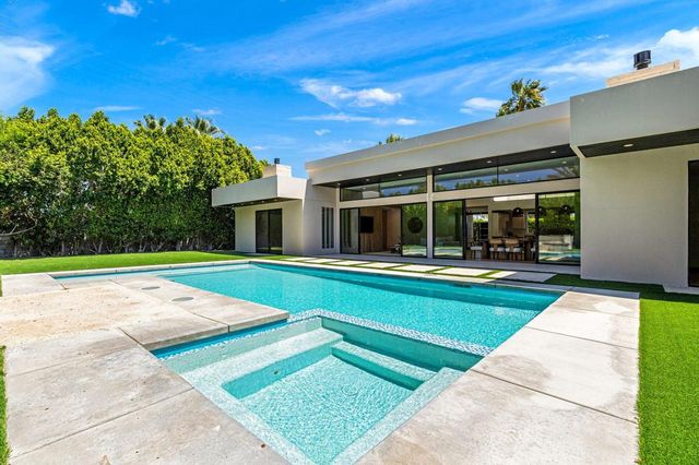 473 N Burton Way, Palm Springs, CA 92262