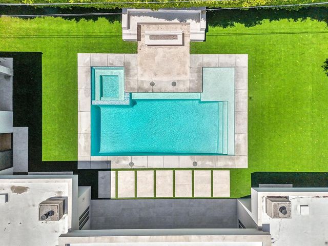 473 N Burton Way, Palm Springs, CA 92262