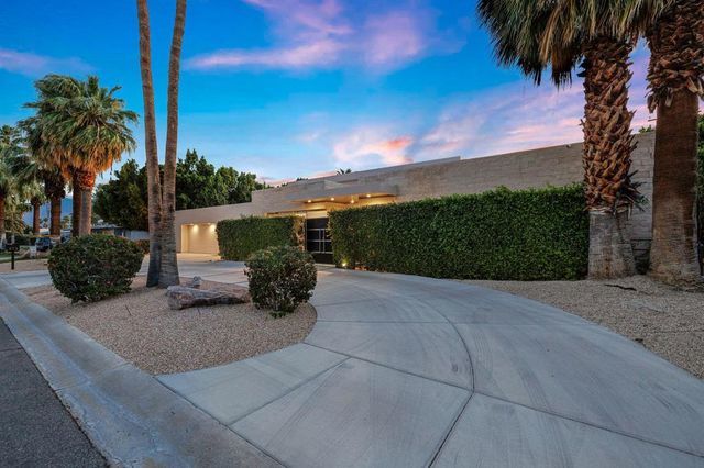 473 N Burton Way, Palm Springs, CA 92262