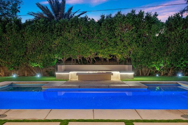 473 N Burton Way, Palm Springs, CA 92262