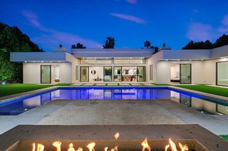 473 N Burton Way, Palm Springs, CA 92262