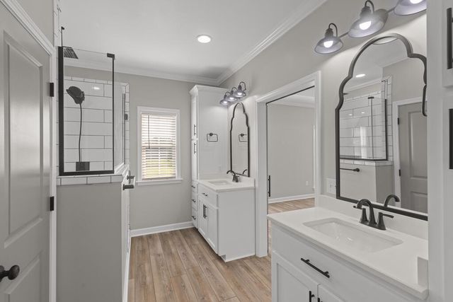 2020 Middleton Rd, Dothan, AL 36301