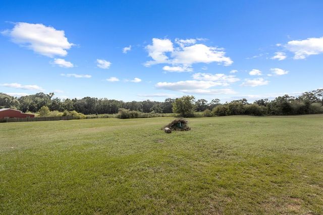 2020 Middleton Rd, Dothan, AL 36301
