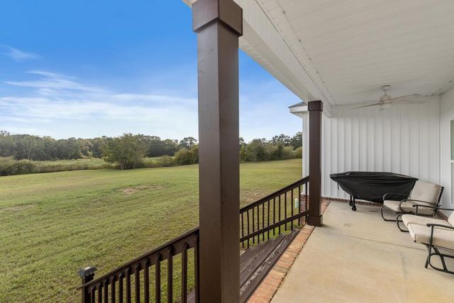 2020 Middleton Rd, Dothan, AL 36301