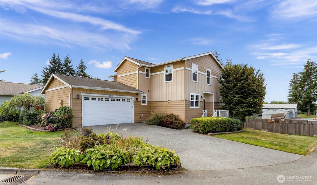 1033 Aspen Lane, Burlington, WA 98233