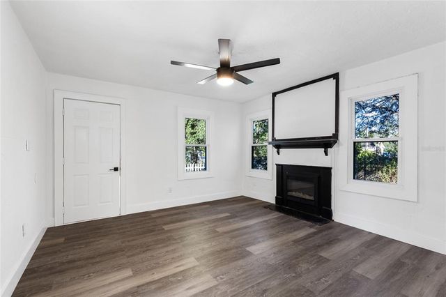 937 NW 23RD AVENUE, Gainesville, FL 32609