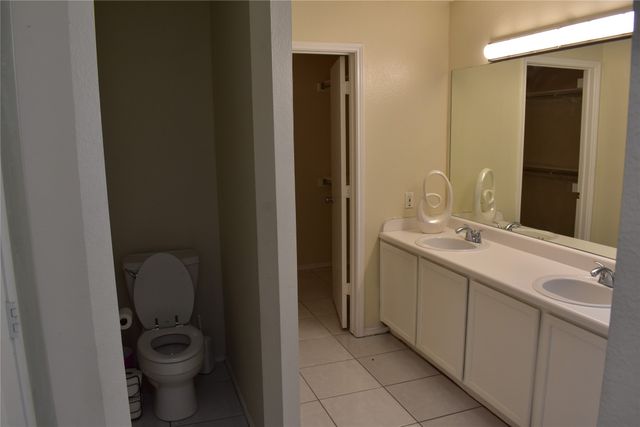 7018 Bridlewood Drive, Arlington, TX 76002