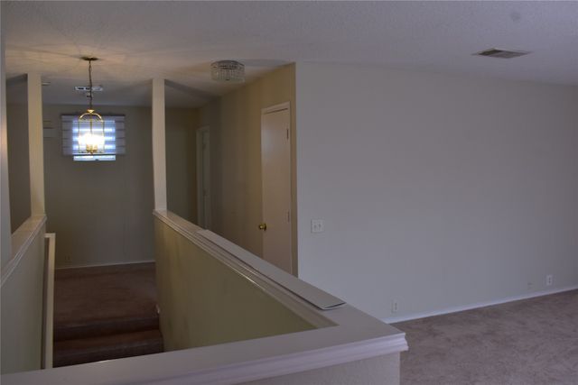 7018 Bridlewood Drive, Arlington, TX 76002