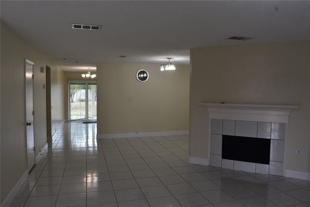 7018 Bridlewood Drive, Arlington, TX 76002