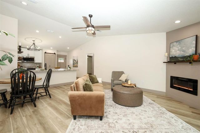 940 S DEAN CIRCLE, Deltona, FL 32738