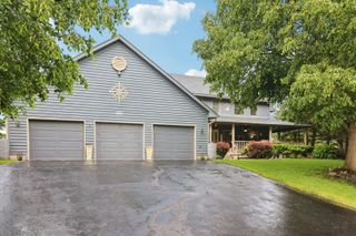 304 Fairhaven Drive, Winthrop Harbor, IL 60096