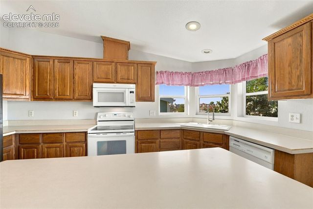 7695 Whiptail Point, Colorado Springs, CO 80922