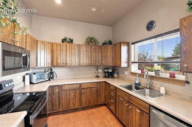 7695 Whiptail Point, Colorado Springs, CO 80922