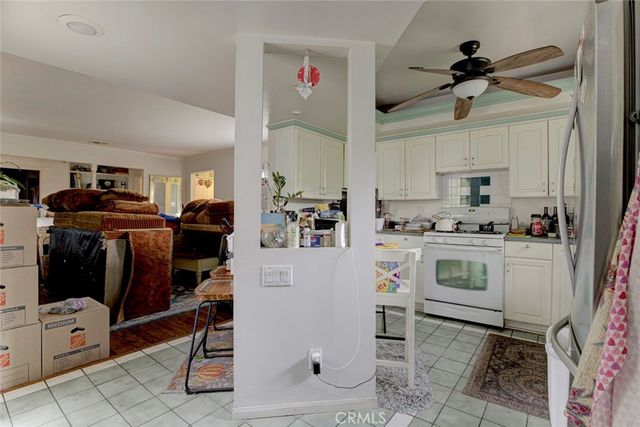 10330 Woodward, Sunland, CA 91040