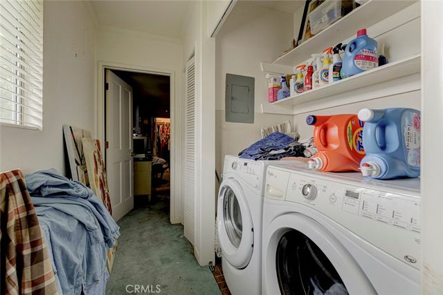 10330 Woodward, Sunland, CA 91040