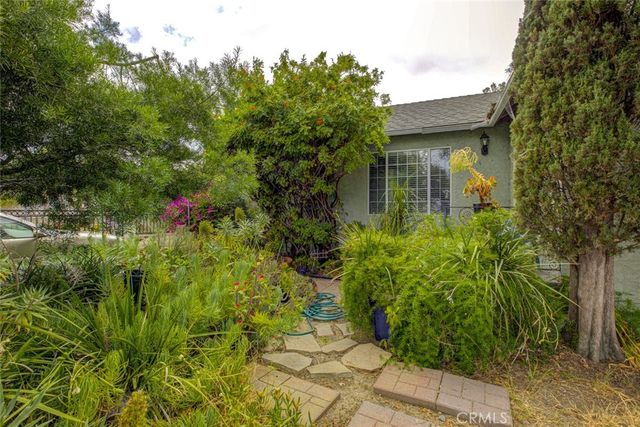10330 Woodward, Sunland, CA 91040