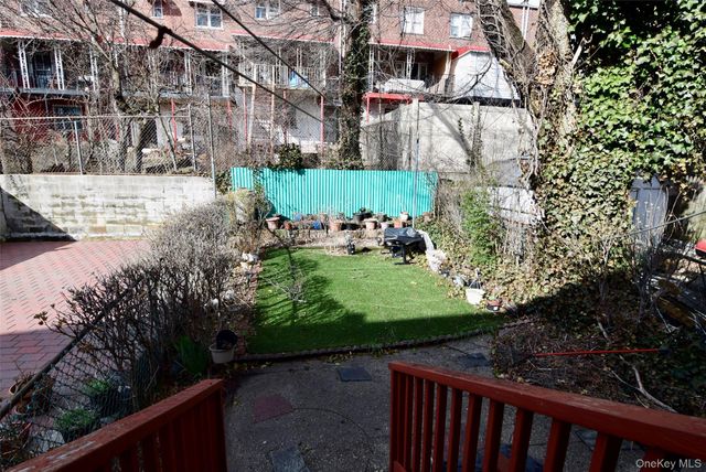 3317 Gunther Avenue, Bronx, NY 10469