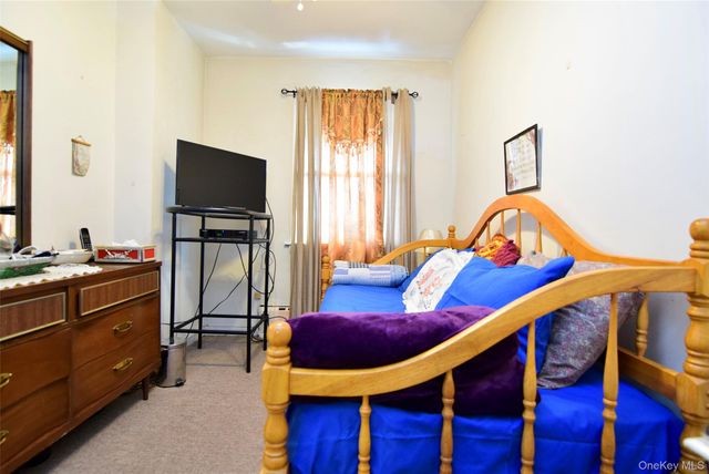 3317 Gunther Avenue, Bronx, NY 10469