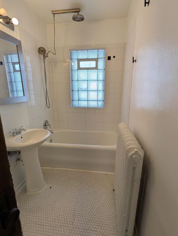 1759 Van Buren Avenue, Saint Paul, MN 55104