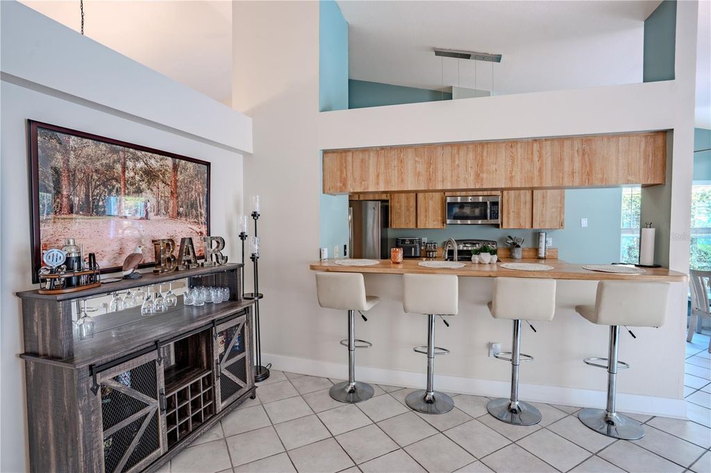 Image 13 of property listing at 12111 STEPPINGSTONE BOULEVARD, Tampa, FL 33635