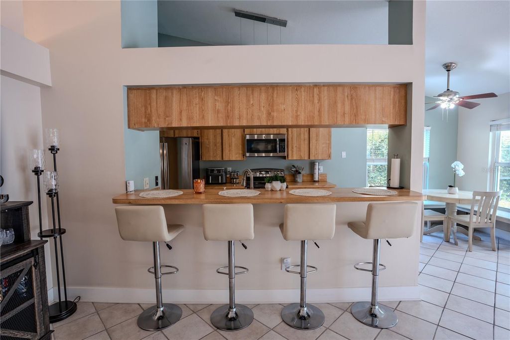 Image 14 of property listing at 12111 STEPPINGSTONE BOULEVARD, Tampa, FL 33635