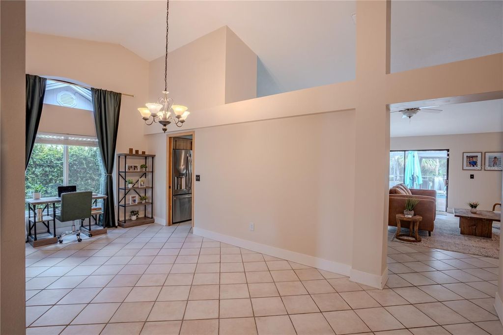 Image 7 of property listing at 12111 STEPPINGSTONE BOULEVARD, Tampa, FL 33635