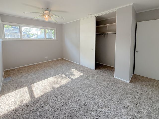 917 Bristol Avenue, Westchester, IL 60154