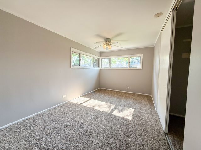 917 Bristol Avenue, Westchester, IL 60154