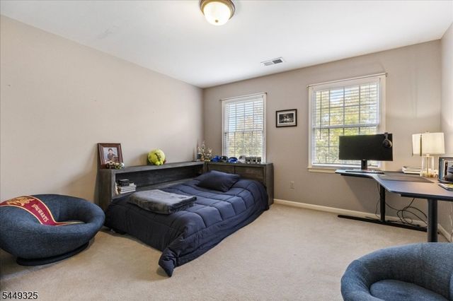 2 Scenic Hills Ct, Montgomery Twp., NJ 08502