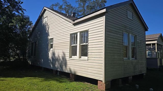 1915 5th Street, Lake Charles, LA 70601