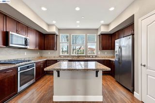 1320 Windswept Cmn 6, Livermore, CA 94550