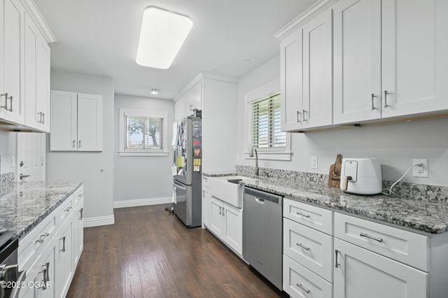 5594 Riverside Drive, Joplin, MO 64804