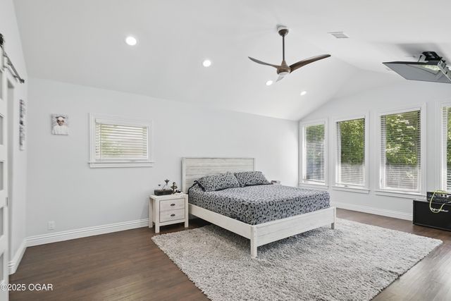 5594 Riverside Drive, Joplin, MO 64804