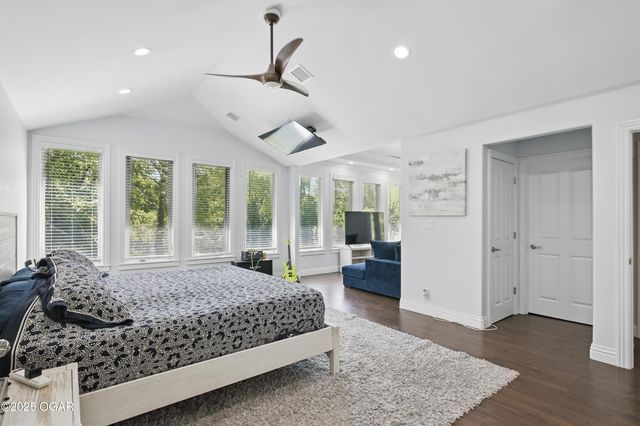 5594 Riverside Drive, Joplin, MO 64804