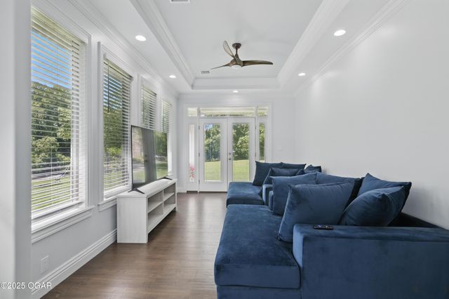 5594 Riverside Drive, Joplin, MO 64804