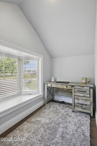 5594 Riverside Drive, Joplin, MO 64804