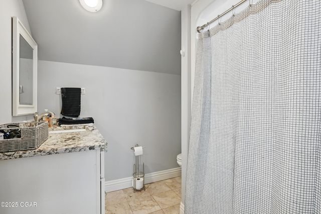 5594 Riverside Drive, Joplin, MO 64804