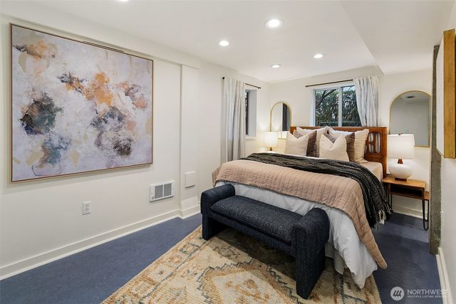 2411 4th Avenue W, Seattle, WA 98119