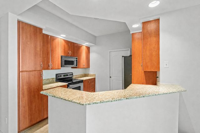 801 S Olive Avenue 914, West Palm Beach, FL 33401
